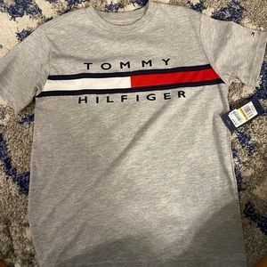 ‼️SOLD‼️ Tommy Hilfiger Logo T-Shirt